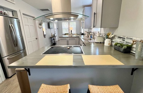 Earlewood House | *NEW* COLA Lincoln Loft