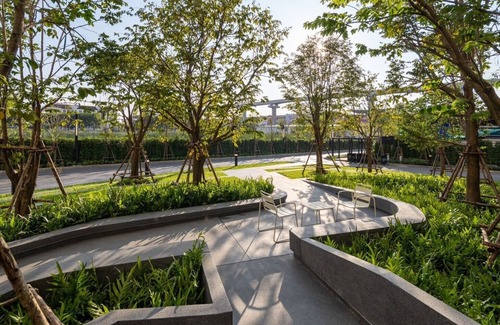 Mueang Samut Prakan District Condo | new condoMega BangnaMRT station in front of the condo transportation excellent.n
