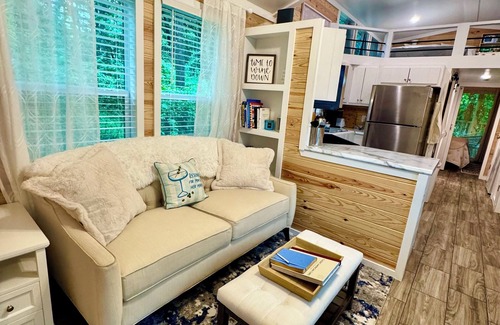 Brevard Cottage | New cottage with Hot Tub, Tiki Bar, Sauna, and Plunge Tub. Million Dollar Views