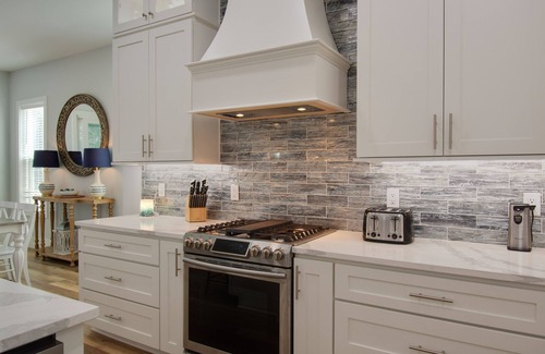 Hilton Head Island House | New Custom Built 6br. Pet Friendly and Gated homenPups stay Free In August