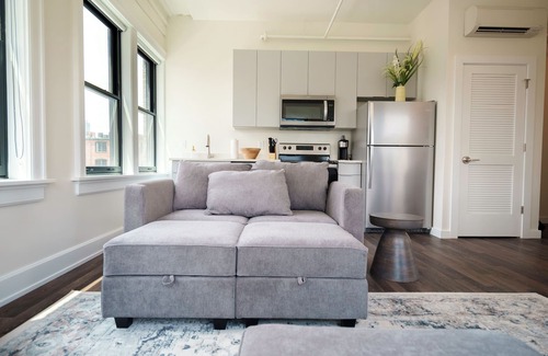 Uptown District Hotel | New! Downtown Condo at The Standard