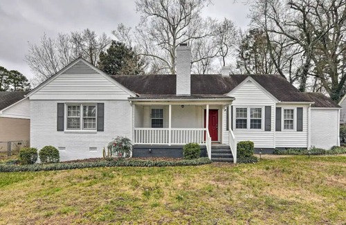 High Point House | NEW! Downtown High Point Retreat - 1 Mile to HPU!