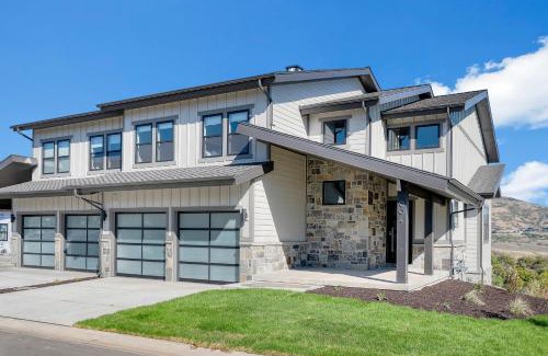 Park City House | New East Deer Valley, 1 min, 994 New luxury 5br Twin House, Hot Tub, Lake view, Park City 10 min