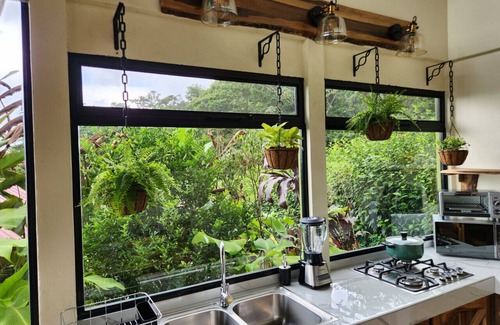 Penas Blancas Cabin | NEW- El Colibri, La Fortuna Rainforest Cabin w Panoramic Views