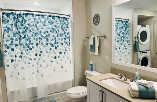 Westside Apartment | New! Entire Modern Unit+Water View