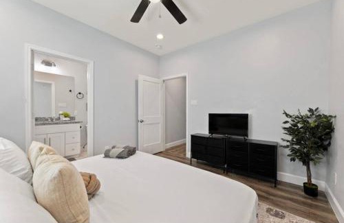 Northside House | NEW! Fresh Urban Getaway