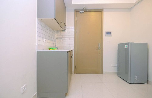 Pantai Indah Kapuk Apartment | New Furnished 1BR Apartment at Gold Coast near PIK