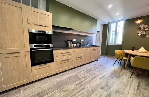 Eymet House | NEW GITE FOR 6 TO 12 PEOPLE IN THE HEART OF THE BASTIDE D'EYMET