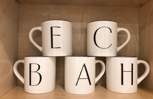 Carpinteria Condo | NEW Gorgeous like-new Condo on beach side of Sandyland Rd Seconds to the sand.