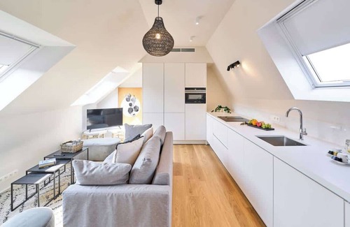 Quartier du Sablon - Zavelwijk Apartment | *New* Grand Place/Place du Grand Sablon (1BR)