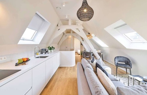 Quartier du Sablon - Zavelwijk Apartment | *New* Grand Place/Place du Grand Sablon (1BR)