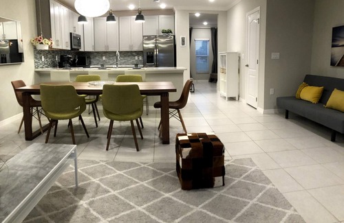 Liberty Village House | NEW Home 3 Bedrooms Water View DISNEY UNIVERSAL