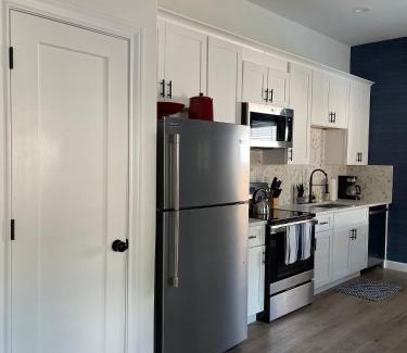 Lockhart House | New Home in Lockhart with a Groovy Lounge