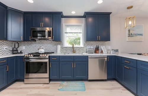 Ortley Beach House | NEW HOME IN SEASIDE PARK SLEEPS 12!