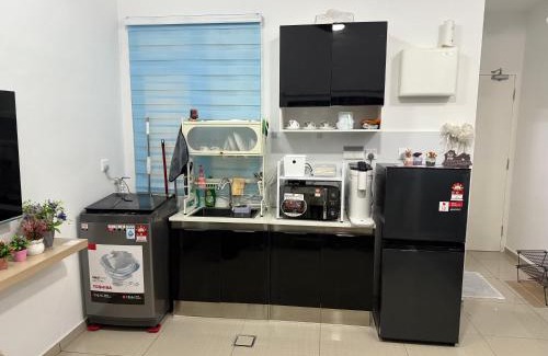 Nilai Apartment | New Homestay at Mesahill premier residence with rooftop sky deck mountain view