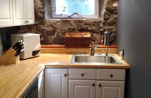 Carversville House | New Hope area Historical Bucks County Stone House circa 1732