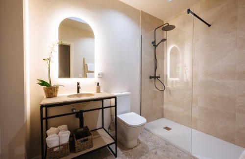 San Gil Apartment | New Hostly Alameda Apartments