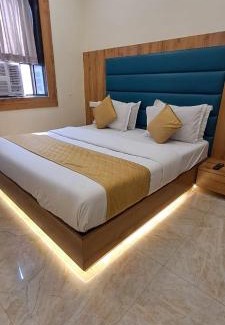 Grant Road Hotel | New Hotel National