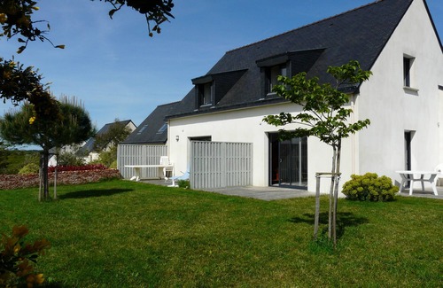 Erdeven House | New house ideally located close to the beaches in a quiet village