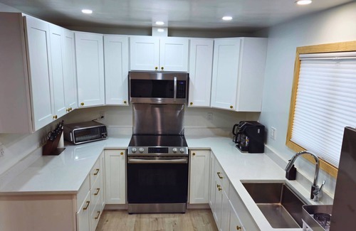Broomfield House | New Interior 3-bedroom house with WiFi and AC in wonderful Broomfield
