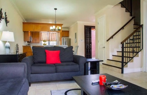 New Kingston Apartment | New Kingston Guest Apt at Sonoma Estate