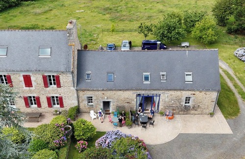 Ploubezre Cottage | NEW: La Grange