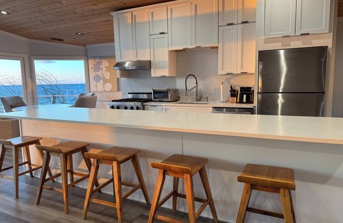 Door County House | NEW Lakefront 3 Acre Renovated Egg Harbor Getaway