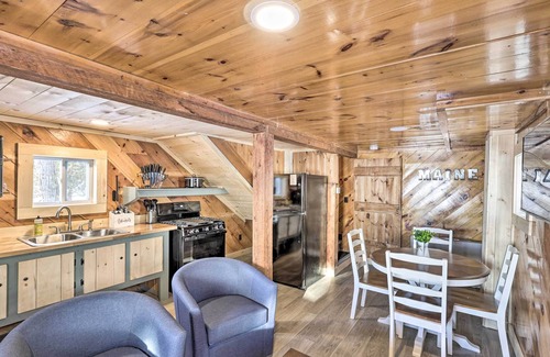 Northeast Somerset Cabin | NEW! Lakeside Cabin < 1 Mi From Mt Kineo Shuttle!