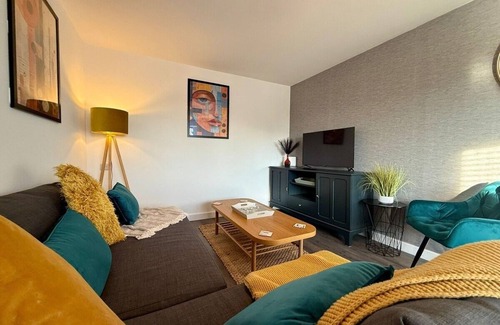 Birstall House | New Listed | 20%OFF — Family|WIFIParking|Sleeps13