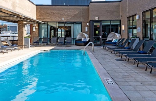 Rosslyn Apartment | NEW Listing 1-bedroom apartment in Rosslyn Arlington, VA area near metro