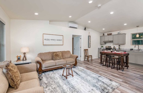 Florence House | New Listing! Beautiful new construction Sutton lake area home, hot tub, sister home also available