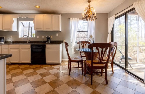 Snellville House | New Listing! Budget Lakeside Hideaway with Rustic Charm | Fishing and Community Pool