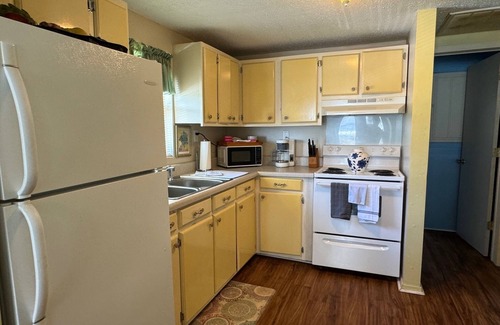 Fairhope House | NEW LISTING! Cozy Fairhope Cottage w/Bayview
