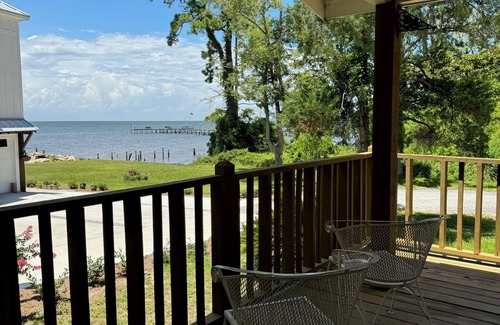 Fairhope House | NEW LISTING! Cozy Fairhope Cottage w/Bayview