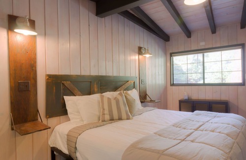 Sedona Apartment | NEW LISTING! Destination Oak Creek 3 by RedAwning