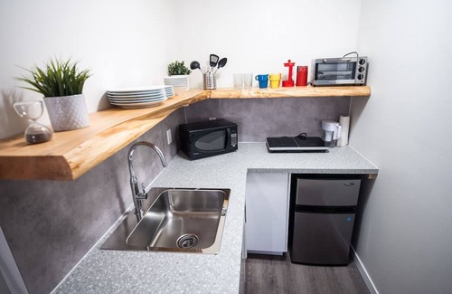 Ucluelet Condo | New Listing | Newly Renovated Suite on Ocean Inlet | Kingfisher
