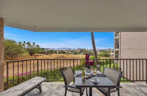 Kihei Condo | New Listing! Recently updated spacious 1bd in Maui