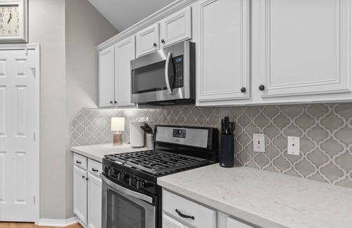 Tomball House | NEW LISTING - Refined Comfort Meets Pet-friendly Backyard Serenity