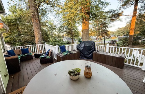 Fairfield Beach House | New Listing - The Float House at Buckeye Lake