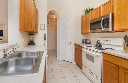 Crestwynd Bay Apartment | New Listing! Windsor Hills Resort, 3mi to Disney & 12mi to Universal - GRH438947