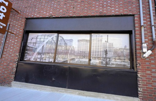 North Oakland Apartment | *New* Loft 3 min to CMU, Pitt Sleeps 4