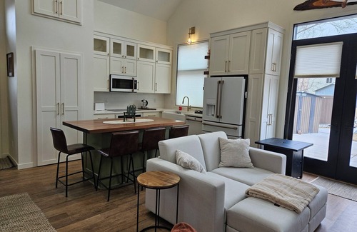 McFarland House | NEW! Loft-Style 2BR Haven, Minutes to Madison
