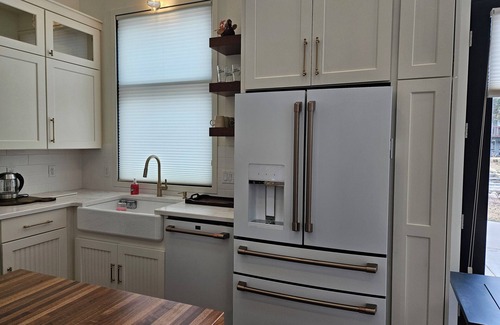 McFarland House | NEW! Loft-Style 2BR Haven, Minutes to Madison