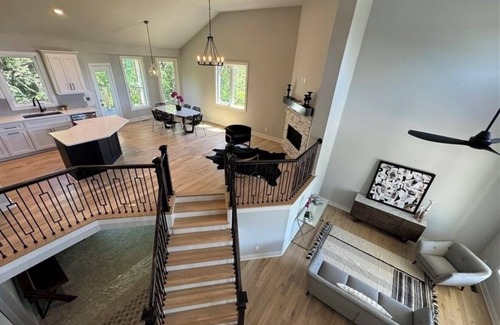 Lenexa House | NEW Luxury 4 bed, 3 bath, 3 car garage home in Lenexa