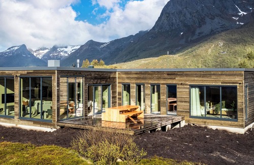 Barstrand Villa | NEW! Luxury Cabin in beautiful Lofoten