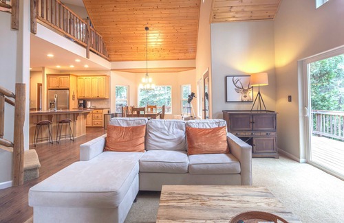 Arnold House | New! Luxury home in Arnold: Views, Hot Tub, + Pets OK