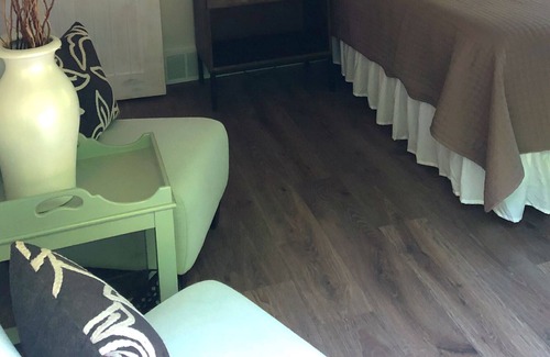 Maple City Cabin | NEW! M22 Luxury Cabin