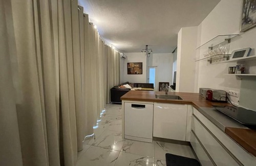 Idar-Oberstein Apartment | NEW! Modern apartment Blumenhaus