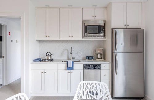 Jeffersonville Cottage | NEW: Modern Apt. on Resort Estate w Pool in Bethel