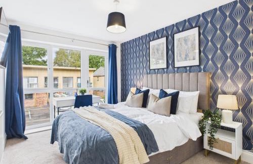 Wychbold House | New No1 Saxon Way by Signature Stays